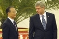 Le premier ministre canadien, Stephen Harper, et son homologue chinois, Wen Jiabao,（Staff: LIU JIN / 2009 AFP）  