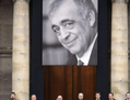 Le président français Nicolas Sarkozy a rendu un hommage solennel à l'ancien ministre Philippe Seguin à l'Église des Invalides. AFP/REMY DE LA MAUVINIERE （STF: REMY DE LA MAUVINIERE / ImageForum）  