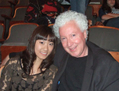 Michael Houldin et Lisa, étudiante et joueuse de luth à Shen Yun Performing Arts à Philadelphie. (Sally Sun/The Epoch Times)（攝影:  / 大紀元）  