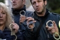 Des policiers grecs participent à une manifestation contre les mesures d'austérité le 28 février 2012 à Athènes.（攝影:  / 大紀元）  
