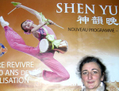 Madame Bertoni artiste au spectacle de Shen Yun au Palais des Congrès à Paris mardi 10 avril.（攝影:  / 大紀元）  