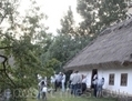 Maison ukrainienne traditionnelle avec son toit en paille. (Volodymyr Borodin/Epoch Times)