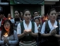 Des Tibétains exilés participent à une veillée aux chandelles, le 17 juillet 2012. La répression des Tibétains, par la Chine, est devenue encore plus rude cette semaine dans la province du Sichuan après que trois autres auto-immolations ont été rapportées. (Lobsang Wangyal/AFP/Getty Images)