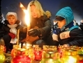 À Kiev, le 24 novembre 2012, des personnes commémorent les victimes de l’<i>Holodomor</i>, la famine non naturelle créée dans les années 1930 par le régime communiste. On estime que près de 7,5 millions d’Ukrainiens sont morts durant cette famine. (Vladimir Borodine/Epoch Times)