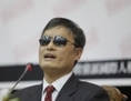 Chen Guangcheng, avocat défenseur des droits de la personne, était en visite à Taïwan le 25 juin 2013. Alors qu'il était en résidence surveillée en Chine, la radio à ondes courtes était pour lui une source d'informations essentielles. (Ashley Pon/Getty Images) 