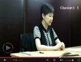 Un témoignage vidéo de Gu Kailai, l’épouse de l’ancien membre du Politburo Bo Xilai, a été présenté au tribunal le deuxième jour du procès de Bo à Jinan, dans la province du Shandong, le 23 août (Capture d’écran/Epoch Times)