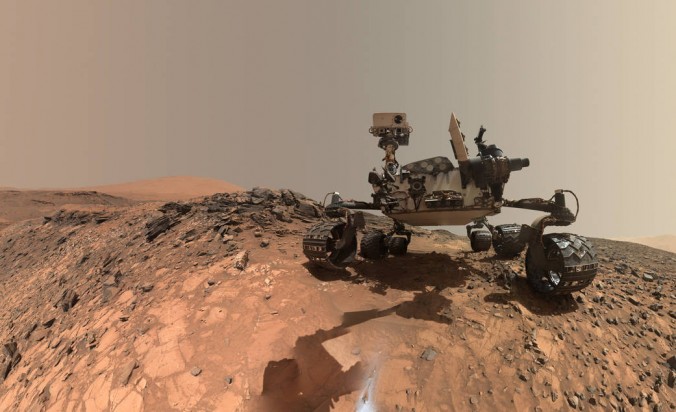 Un "selfie" prit par le robot de la NASA, Curiosity, sur le Mont Sharp. (NASA)