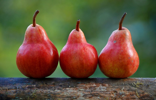 Les poires et tous les fruits à pulpe blanche réduisent de façon significative le risque d’AVC. (Pixabay.com)