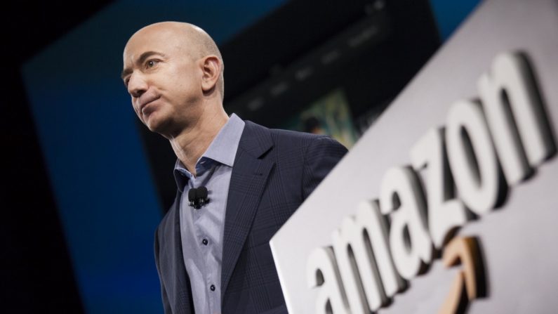 Jeff Bezos, le fondateur et PDG d’Amazon.com, à Seattle le 18 juin 2014. (David Ryder/Getty Images)