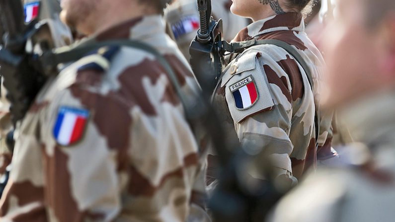 Avec les récents évènements des attentats en France, les Français sont favorables à la création d’un nouveau service national. (KENZO TRIBOUILLARD/AFP/Getty Images)