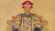 Vêtements chinois traditionnels : Les secrets des Robes de Dragon