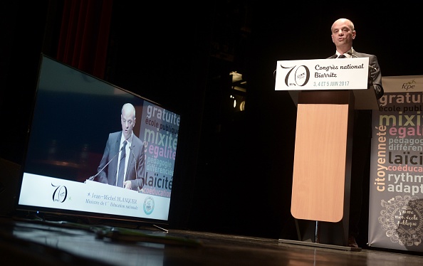 Jean-Michel Blanquer, ministre de l’Éducation, lors du 70 ème congrès de la FCPE à Biarritz, le 3 juin dernier. (IROZ GAIZKA/AFP/Getty Images)