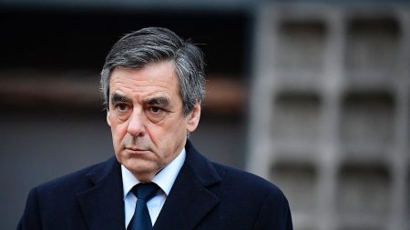 L’ex-Premier ministre François Fillon interrogé par le juge