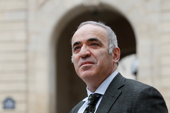 Garry Kasparov le 24 mars 2017 à Paris. (THOMAS SAMSON/AFP/Getty Images)