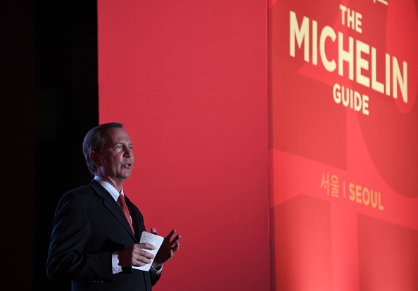 Michael Ellis, directeur international du Guide Michelin, lors du lancement du Guide Michelin Séoul à Séoul le 7 novembre 2016. (ED JONES/AFP/Getty Images)