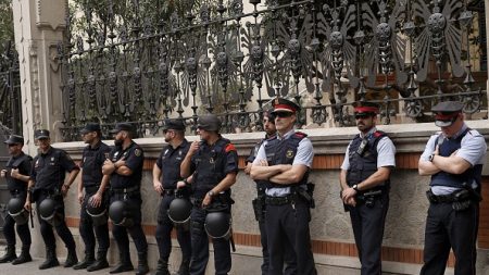 Catalogne : saisie de millions de bulletins de vote