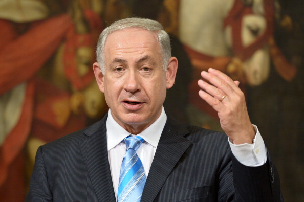 Le Premier ministre israélien Benjamin Netanyahu parle lors d'une conférence conjointe avec le Premier ministre italien Enrico Letta le 23 octobre 2013 au Palazzo Chigi à Rome. (ALBERTO PIZZOLI/AFP/Getty Images)