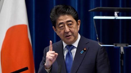 Japon: vers une large victoire du Premier ministre