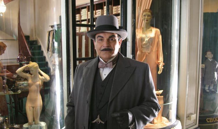 Hercule Poirot (personnage de fiction d'Agatha Christie) est peut-être l'« émigré » belge le plus célèbre au monde. (Carnival Films/Allocine)