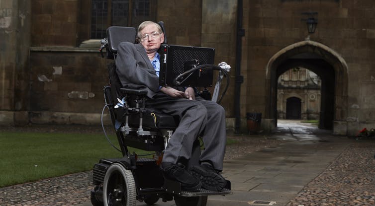 Stephen Hawking au Gonville & Caius College, Cambridge. (Lwp Kommunikáció/Flickr, CC BY)