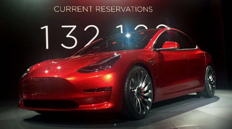La production du Model 3 de Tesla est en dessous des objectifs. (Steve Jurvetson/Wikimedia, CC BY-SA)