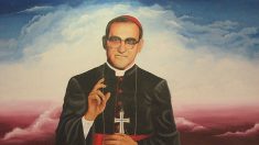 Salvador: un « miracle » attribué à Mgr Romero, archevêque assassiné et futur saint