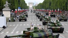 Paris accueille le défilé du 14 juillet, avant la finale du Mondial