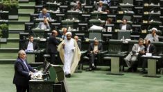 Iran: nouveau revers pour Rohani après le limogeage du ministre de l’Economie