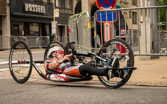 Handbike, vélo de compétition pour handicapé (Photo Pixabay)