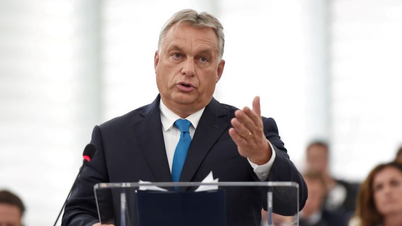 Le Premier ministre hongrois, Viktor Orban, a promis, le 11 septembre 2018, de défier la pression de l'UE pour assouplir sa ligne dure anti-migrants, condamnant ce qu'il appelait le « chantage » de son pays. Photo FREDERICK FLORIN / AFP / Getty Images.