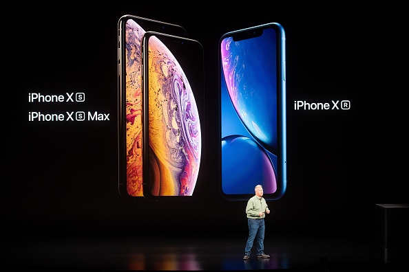 Apple a présenté en tout trois variantes de l'iPhone X ("10"), lancé l'an dernier pour célébrer les dix ans du smartphone. (Photo : NOAH BERGER/AFP/Getty Images)