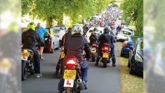 Plus de 120 motards escortent au bal de fin d’année une adolescente anglaise intimidée – « Wow, c’était toute une entrée en scène »