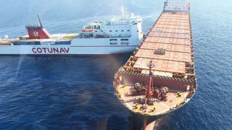 Collision entre un navire roulier et un porte-conteneurs 
  à environ 28 km au nord-ouest du cap Corse  Twitter prémar méditerranée
