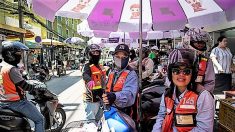 Les femmes à l’assaut des motos taxis à Bangkok