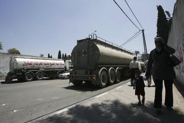-Après un nouvel accès de violence dont il accuse le Hamas, Israël remet en cause  la livraison de fioul. Photo par Abid Katib / Getty Images.