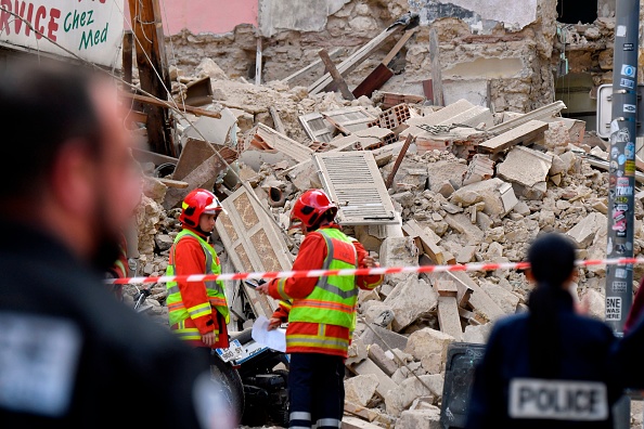 Deux immeubles se sont effondrés dans le quartier populaire de Marseille.  (Photo : GERARD JULIEN/AFP/Getty Images)