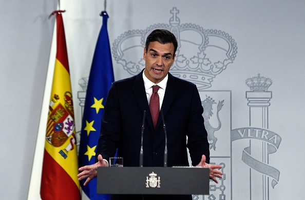 -Le Premier ministre espagnol Pedro Sanchez souhaiterait le retour au pays des travailleurs espagnols qualifiés. Photo OSCAR DEL POZO / AFP / Getty Images.