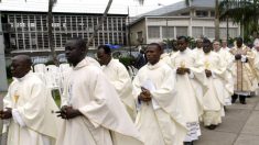 Nigeria: libération de quatre prêtres catholiques dans le Sud-Est