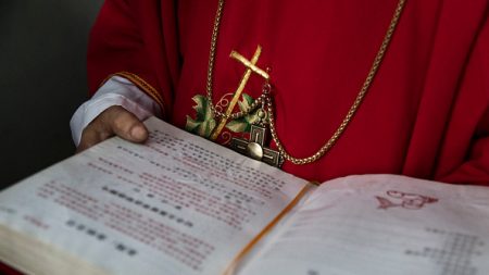 Chine : un évêque « disparu » malgré l’accord avec le Vatican