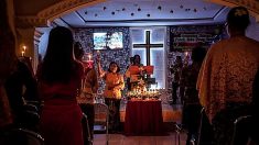 Noël: les chrétiens d’Indonésie prient pour les victimes du tsunami