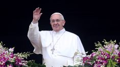 Le pape François critique les « vacarmes du consumérisme » de Noël