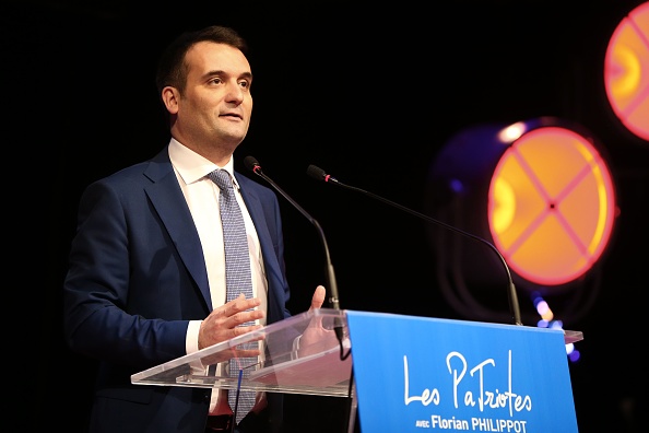 Le président des Patriotes Florian Philippot veut conduire une "liste hybride, mi-Patriotes mi-gilets jaunes" aux élections européennes.  (Photo : FRANCOIS LO PRESTI/AFP/Getty Images)