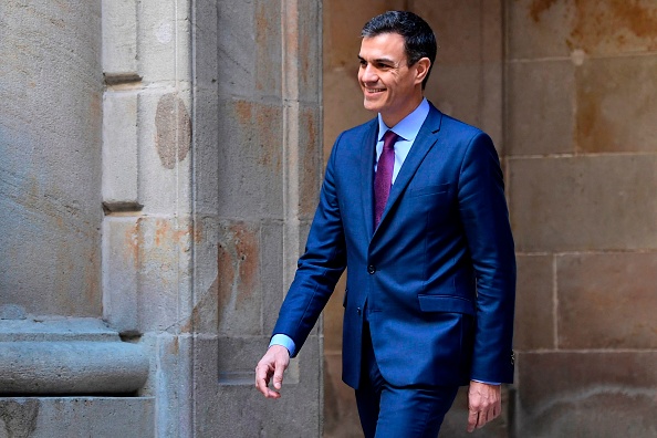 -Le Premier ministre espagnol Pedro Sanchez arrive à Llotja de Mar où le gouvernement espagnol se réunira à Barcelone le 21 décembre 2018. Photo JAVIER SORIANO / AFP / Getty Images.