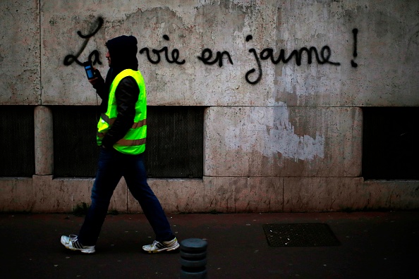 "Gilets jaunes" : Le Défenseur des droits a ouvert une instruction sur de possibles "atteintes à la liberté" de manifester . (Photo : CHARLY TRIBALLEAU / AFP)        