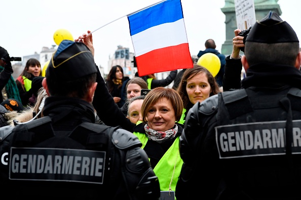 "Gilets jaunes". Les femmes se mobilisent partout en France et véhiculent une autre image du mouvement.  (Photo : BERTRAND GUAY/AFP/Getty Images)
