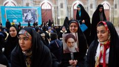 Le retour en Iran de l’ayatollah Khomeiny, vu par l’AFP