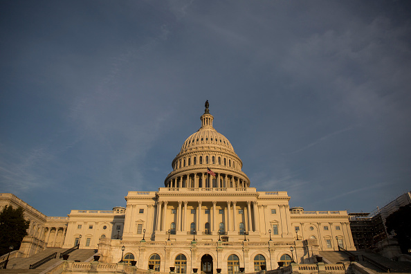 Le Capitole des États-Unis  à Washington sert de siège au Congrès, le pouvoir législatif des États-Unis. (Photo : Zach Gibson/Getty Images)