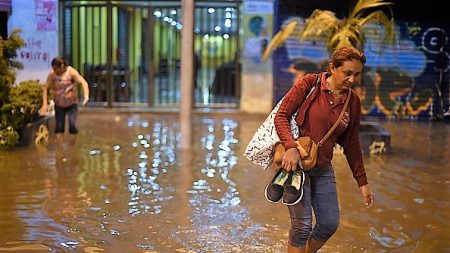 Pluies diluviennes à Rio: cinq morts