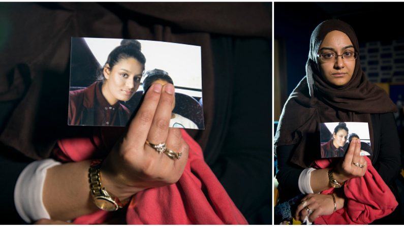 Après avoir quitté le Royaume-Uni à l’âge de 15 ans pour rejoindre l’État islamique en Syrie, Shamima Begum (qui apparaît sur la photo tenu par sœur aînée, Renu Begum) est désormais déterminée à retourner dans le pays qui l’a vu naître afin de pouvoir « y vivre tranquillement avec son enfant ». Crédit : Laura Lean - WPA Pool/Getty Images.
