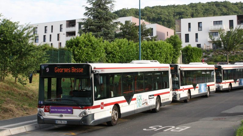 Bus de la régie des Transports en commun clermontois (T2C). Crédit : Semvatac - Flickr. 